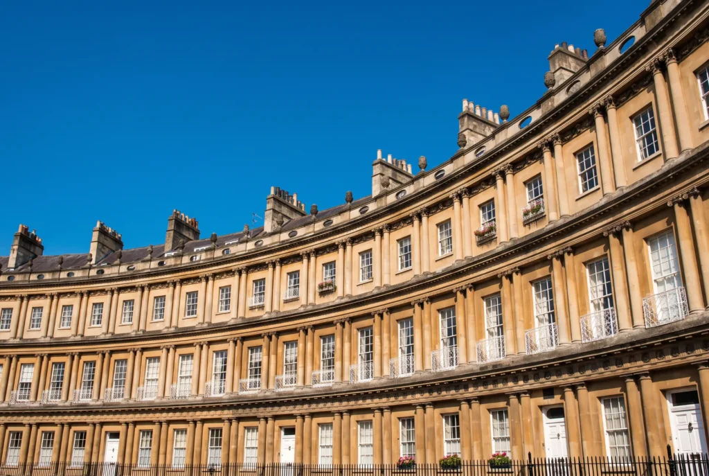 stunning royal crescent of bath